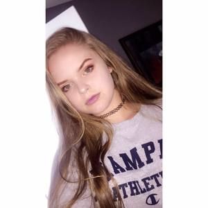 Meet your Posher, Macie